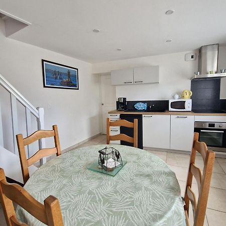 Holiday Home In The Countryside Near The Beach Guerlesquin Екстериор снимка