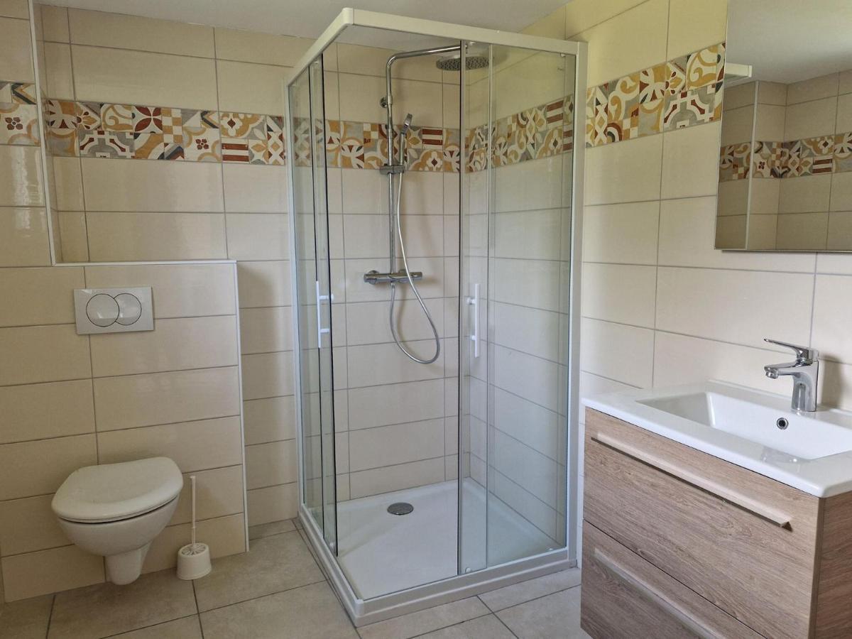 Holiday Home In The Countryside Near The Beach Guerlesquin Екстериор снимка