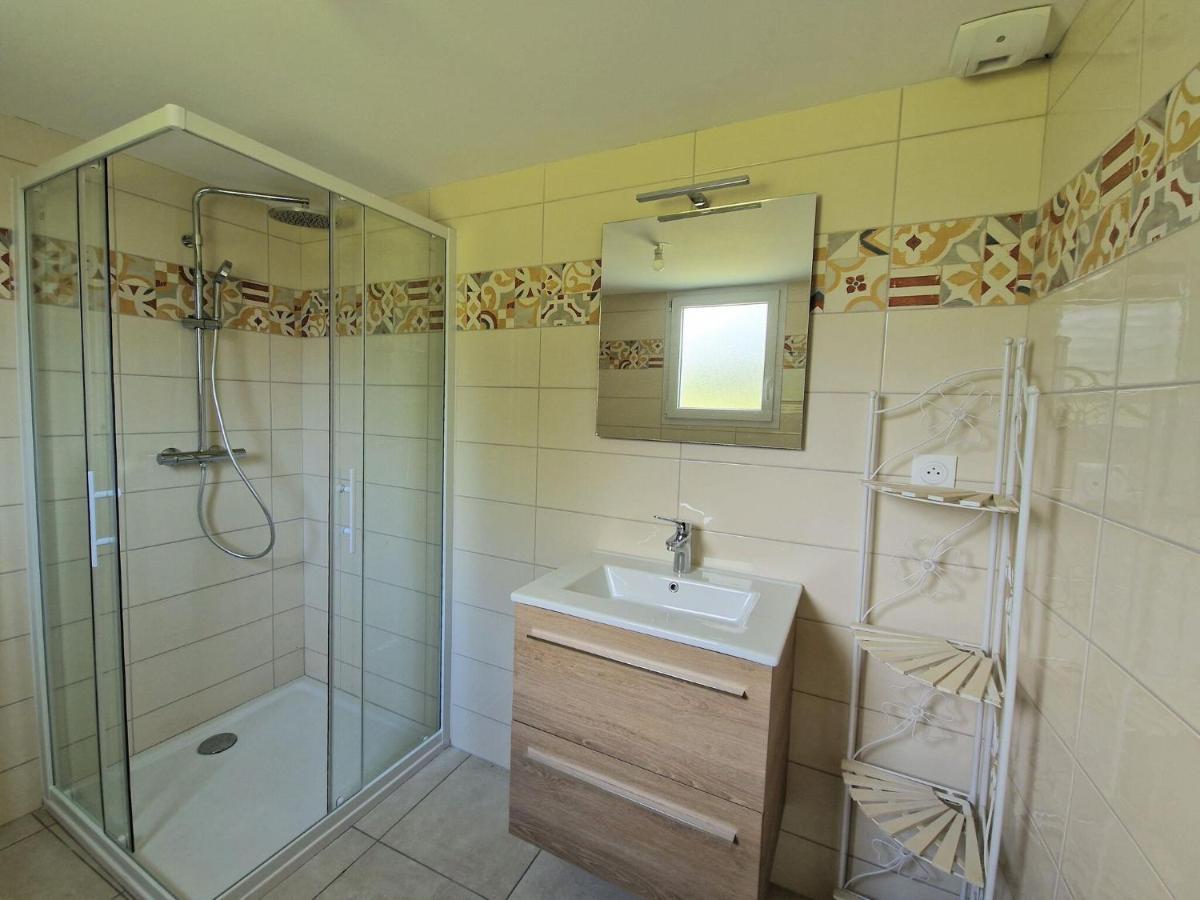 Holiday Home In The Countryside Near The Beach Guerlesquin Екстериор снимка